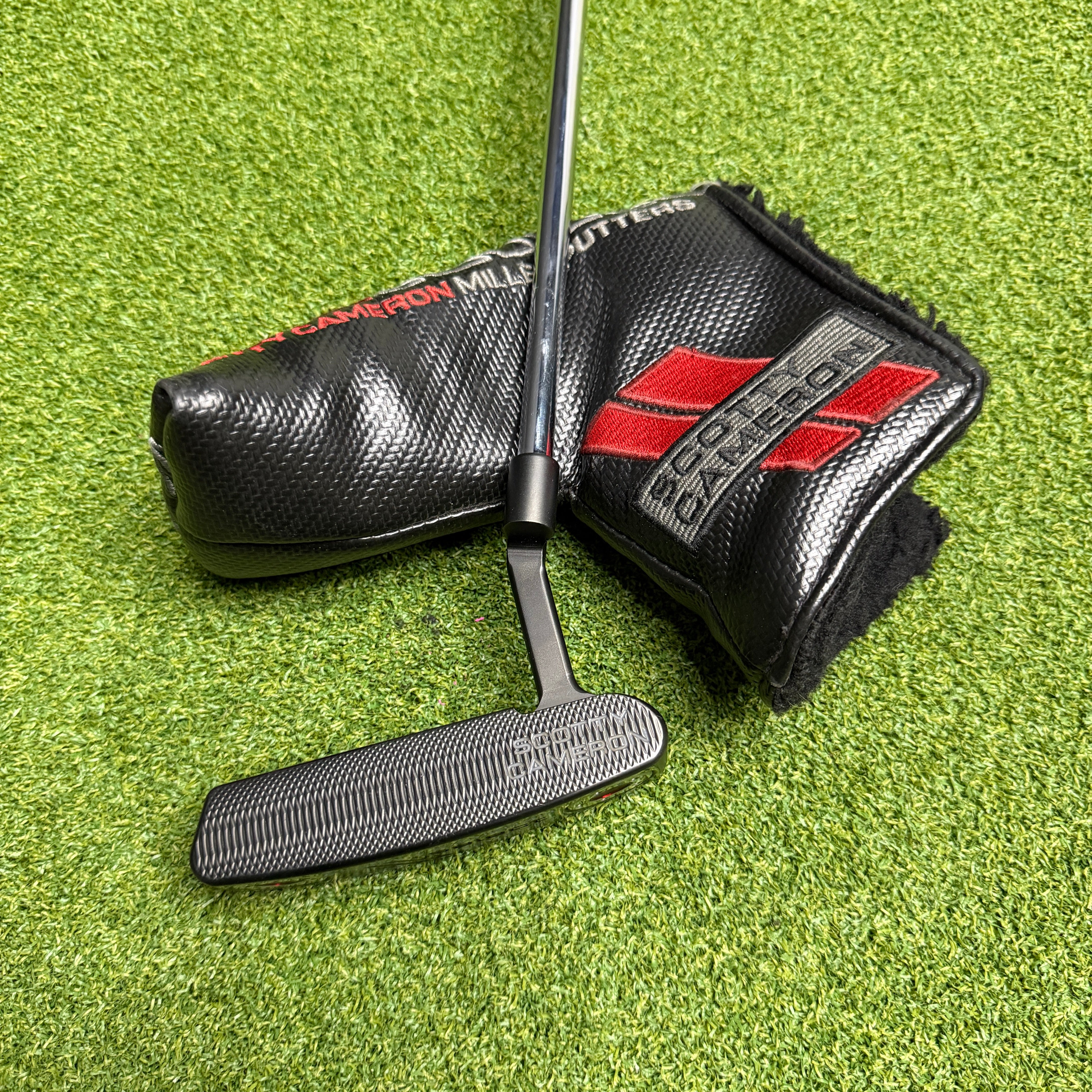 Scotty Cameron Select Newport 1.5 Black 2012 Putter / 34 Inch