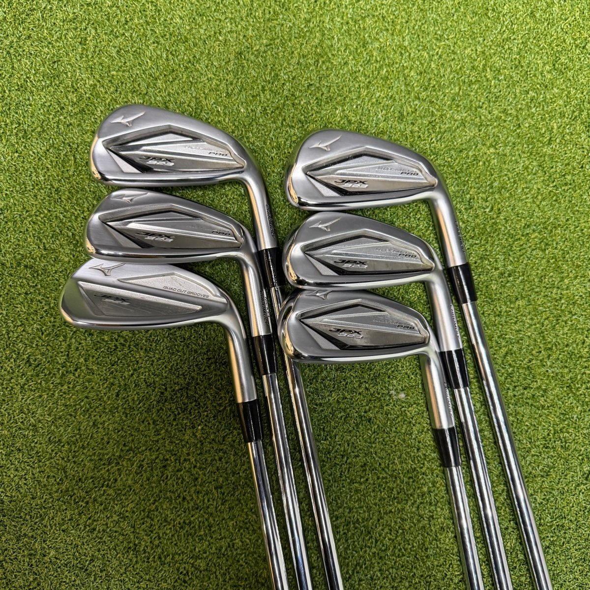 Mizuno JPX 923 Hot Metal Pro / 6 - GW / N.S Pro Modus 105 Shafts / Regular Flex - Mizuno