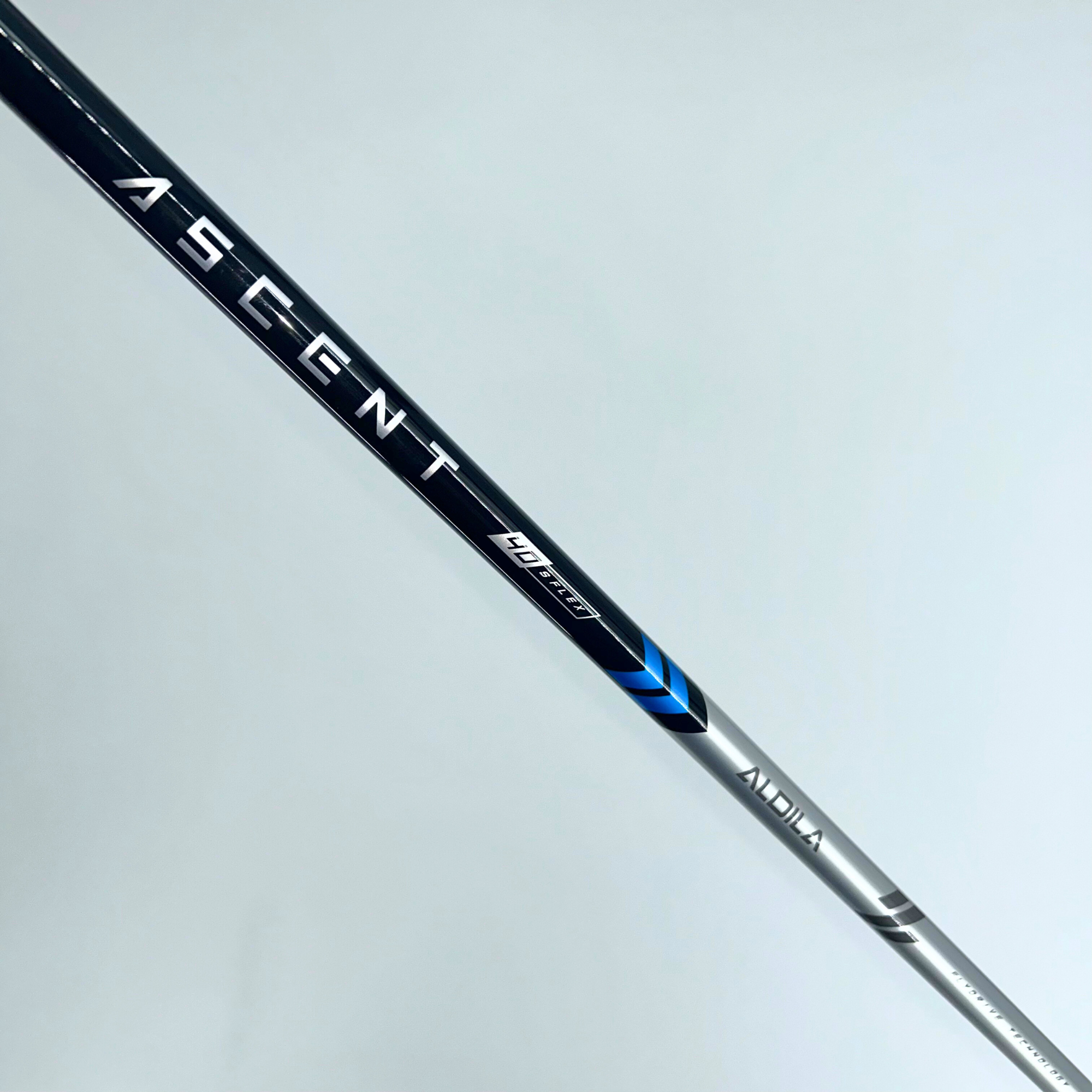 Cleveland Halo XL 5+ Hy-Wood / 23 Degree / Aldila Ascent 40 Stiff Flex Shaft