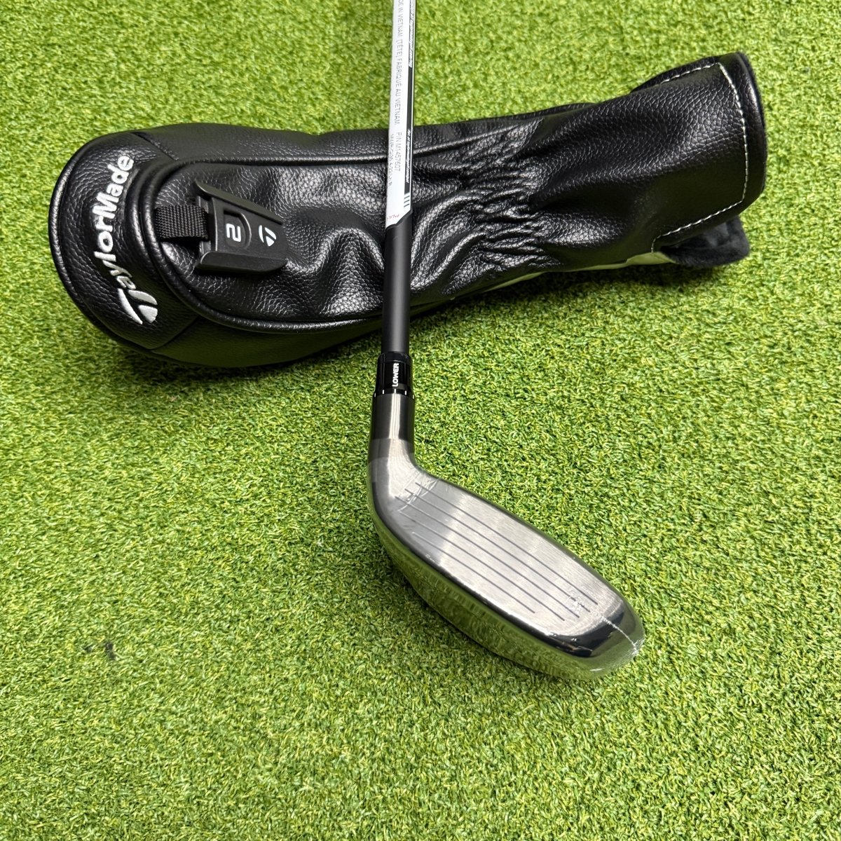 Taylormade Qi35 Left Handed 4 Hybrid / 22 Degree / Ventus Blue 6 HB Regular - TaylorMade