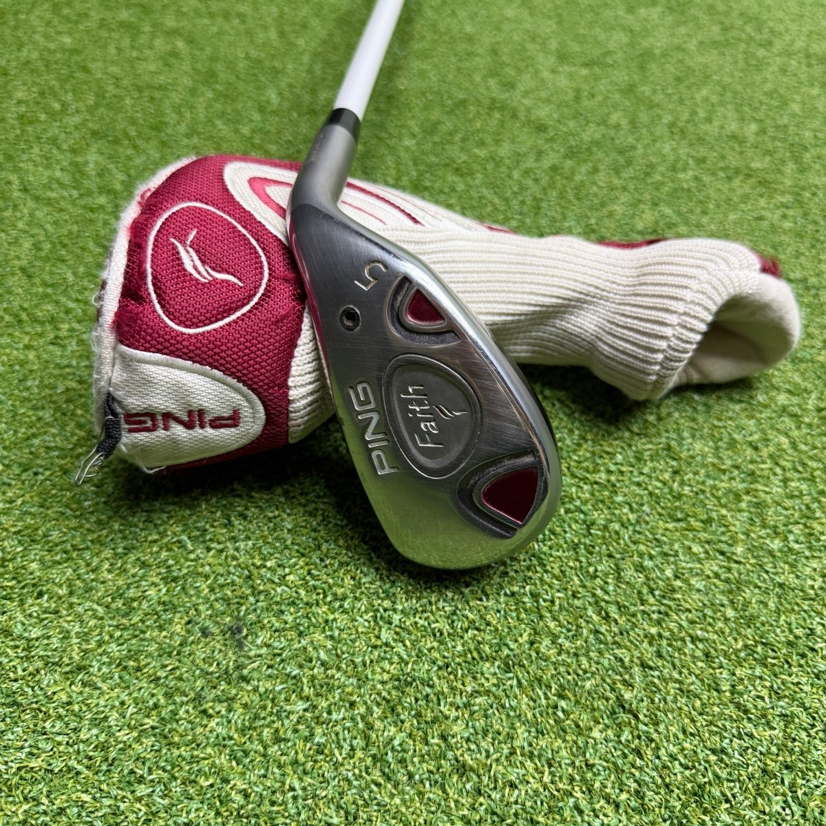 Ping Faith Ladies 5 Hybrid / 26 Degree / Ping ULT 200 Ultra Lite Ladies Flex Shaft - Ping