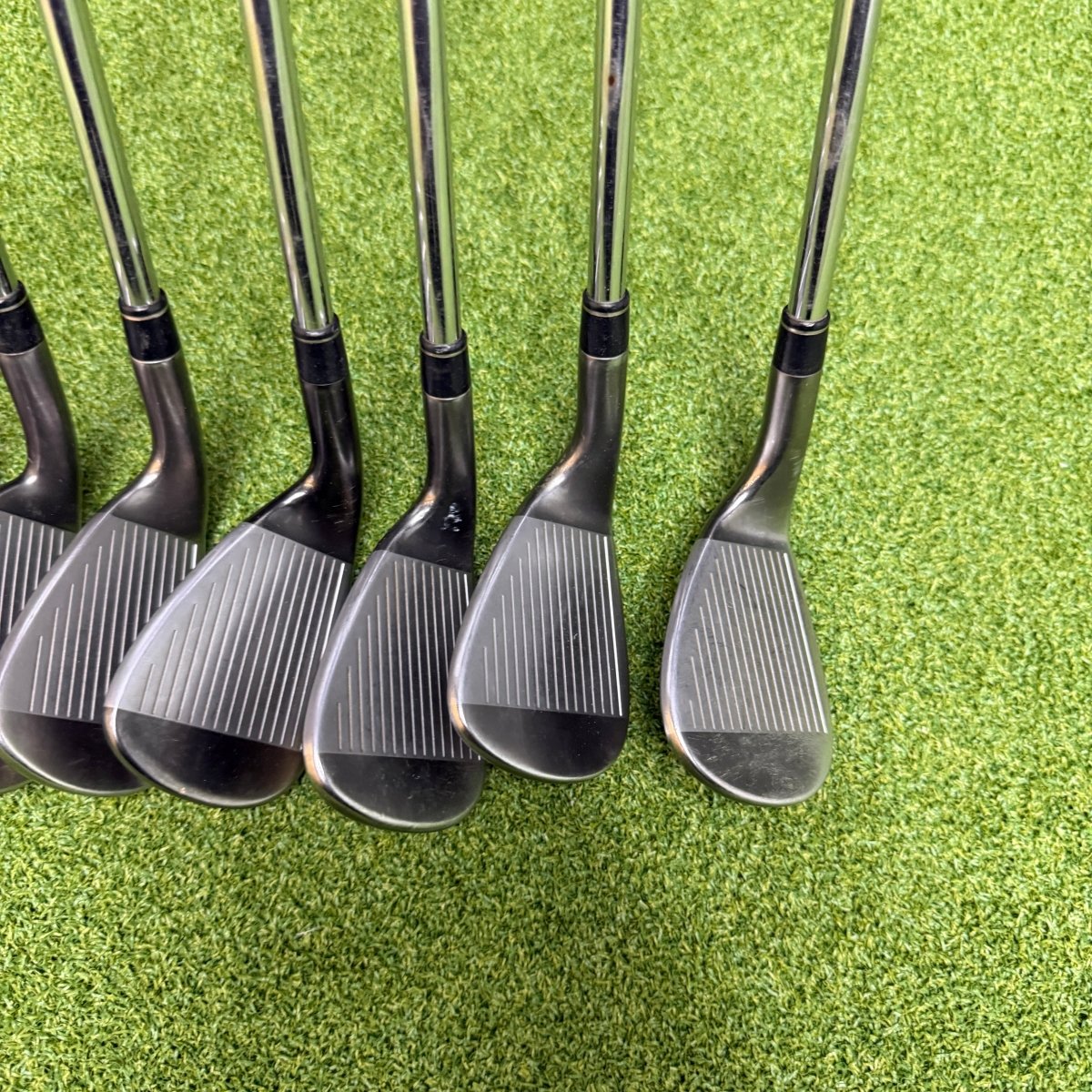 TaylorMade Speedblade Iron Set / 5 - PW+AW+SW / Speedblade 85 Regular Flex Shafts - TaylorMade