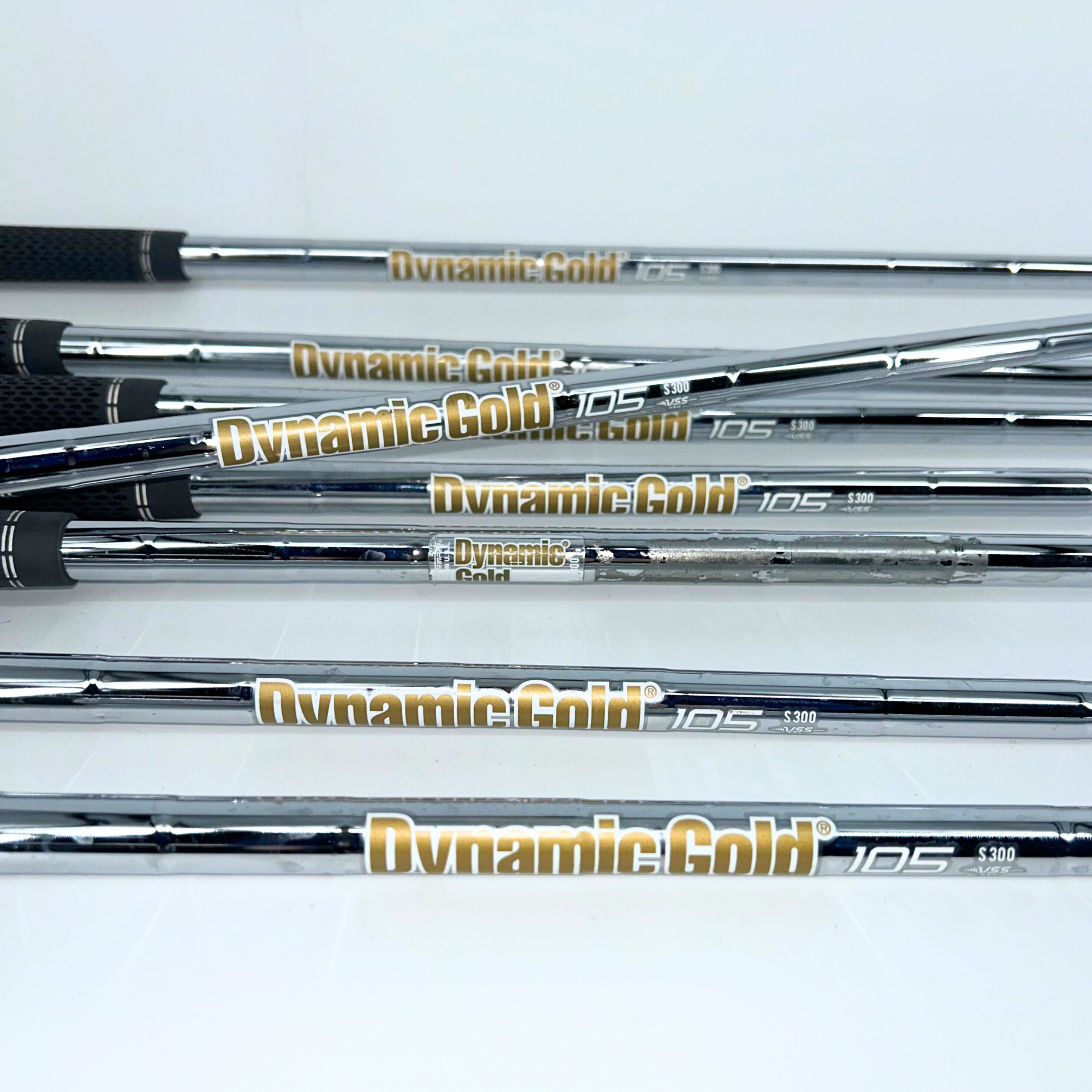 TaylorMade P790 2019 / 3-PW / Dynamic Gold 105 S300 Stiff Flex