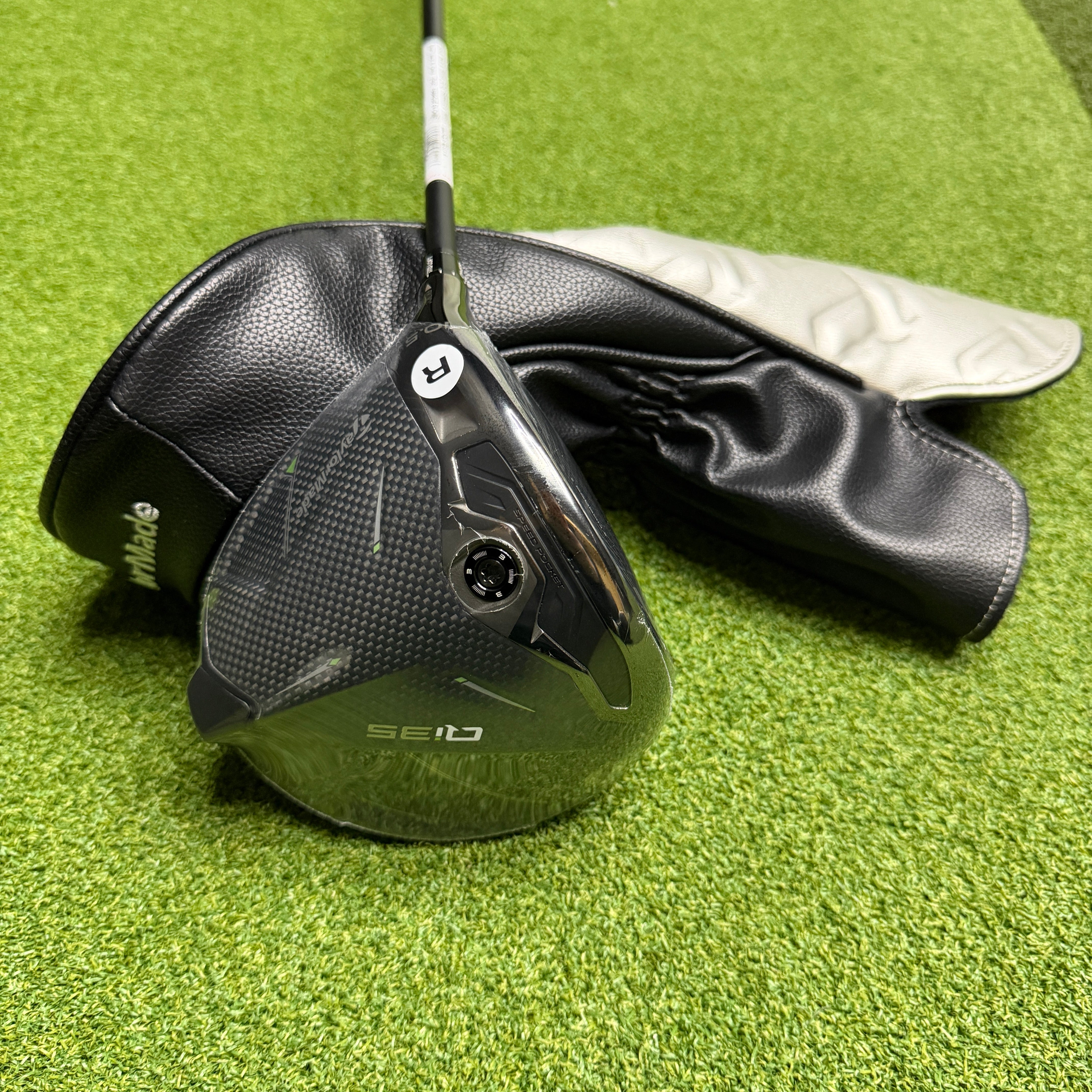 TaylorMade Qi35 Left Handed Driver / 10.5 Degree / Ventus Blue 5 Regular