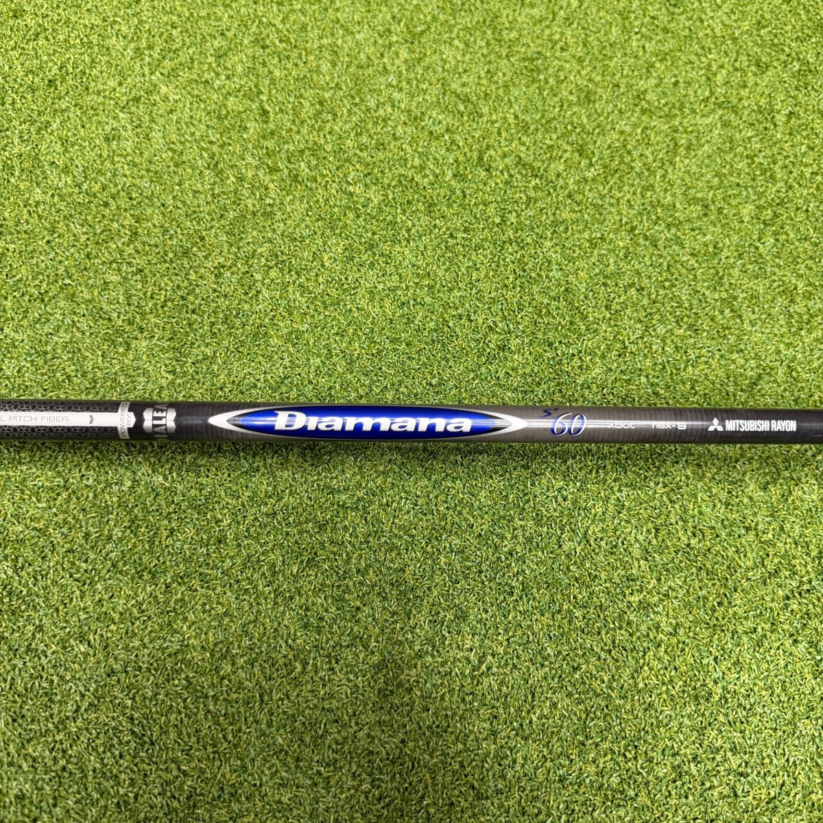 Titleist 917 D2 Driver / 10.5 Degree / Diamana 60 Stiff Flex - Titleist