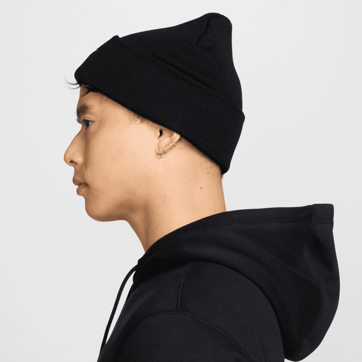 Nike Men's Swoosh Peak Beanie Golf Hat - Black/White - Nike Golf