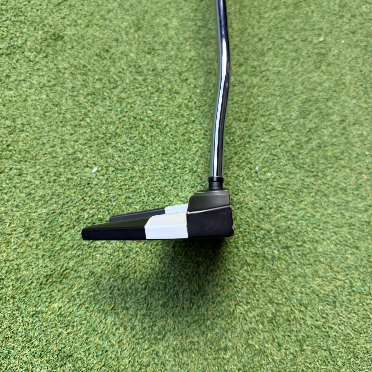 Odyssey White Hot Versa Seven Putter / 35 Inch - Odyssey