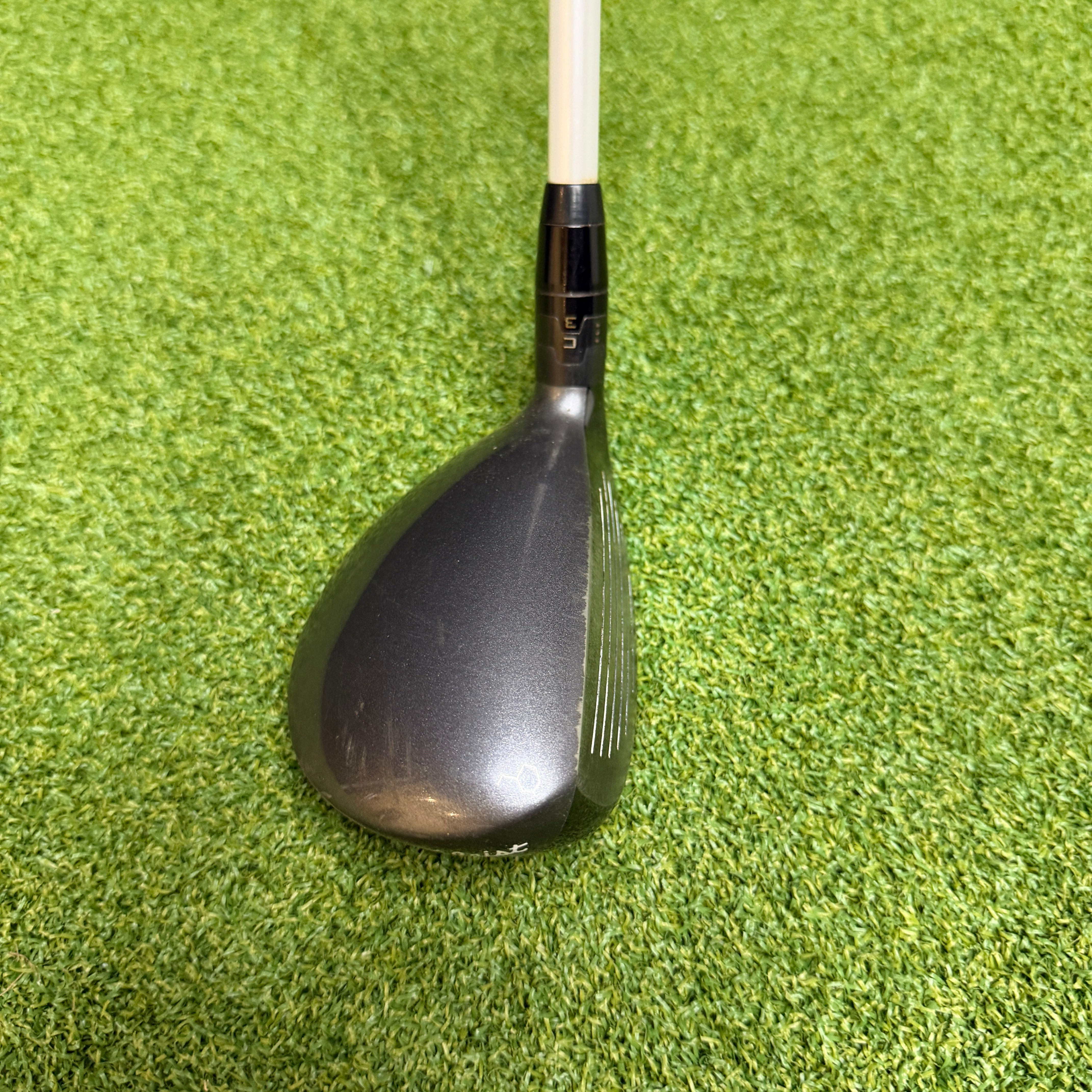 Titleist 816 H1 3 Hybrid / 19 Degree / Aldila 85H Regular