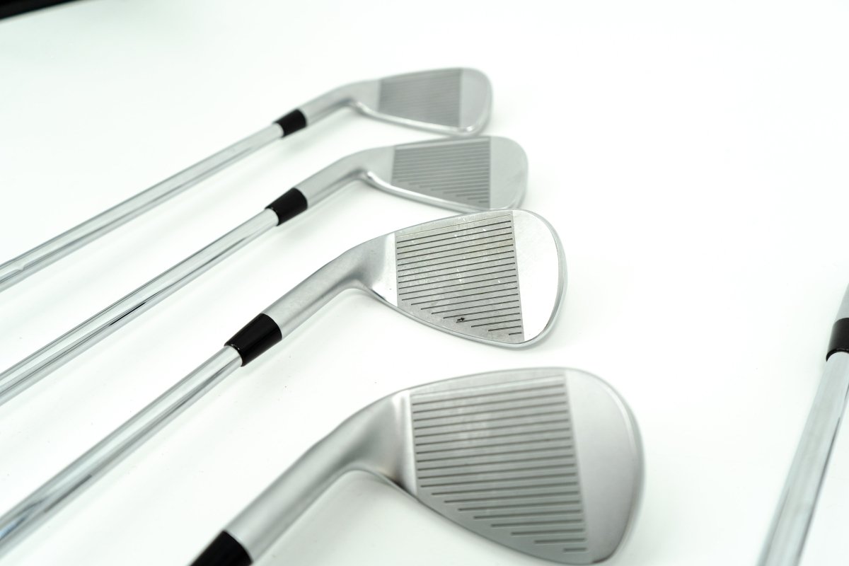 Ping i230 Irons / 5 - UW / Green Dot / N.S.PRO Modus3 Tour105 X / X - Stiff - Ping