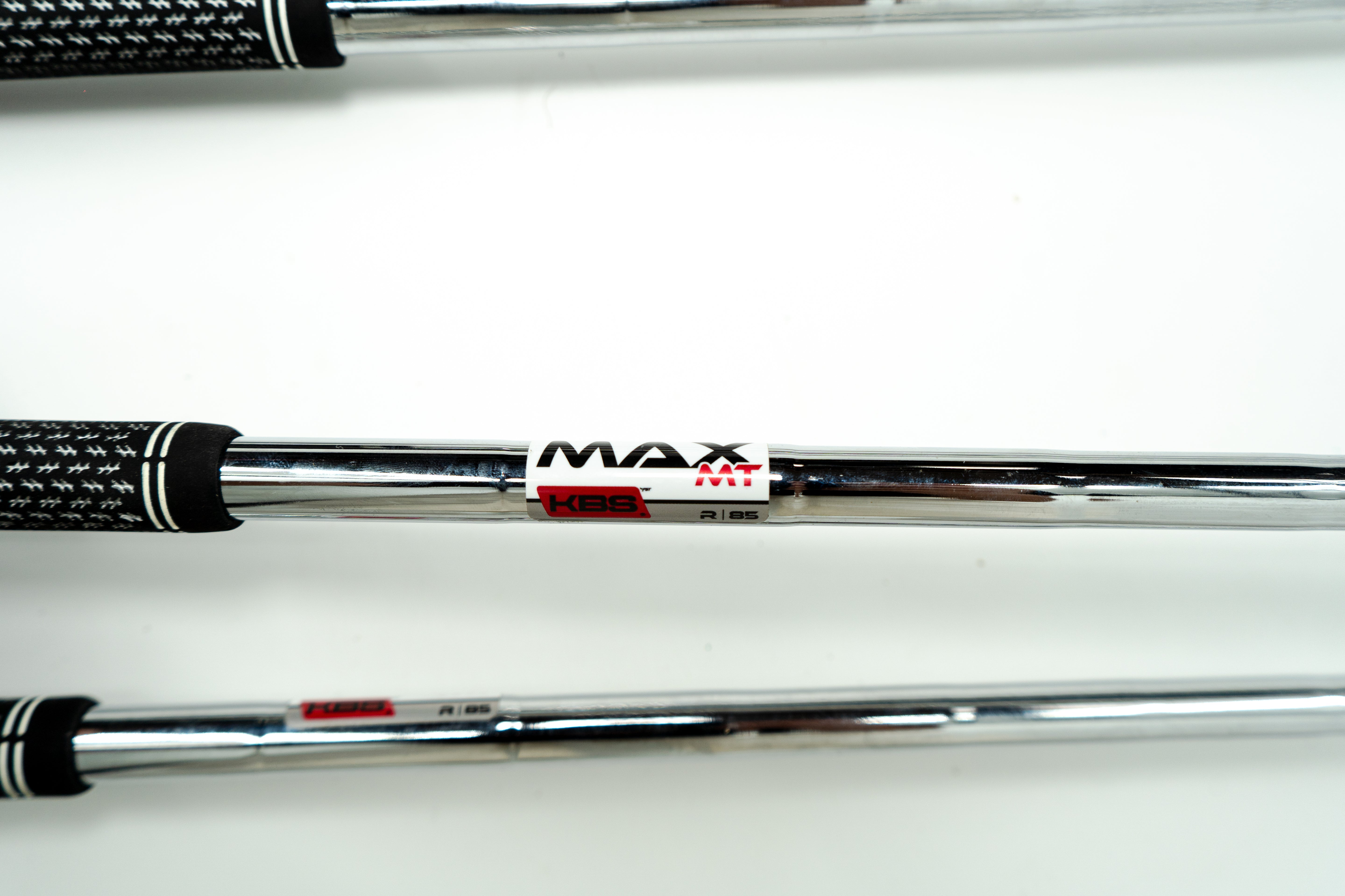 TaylorMade SIM 2 Max Irons / 5-SW / KBS MAX MT 85 R Steel Shafts / Regular Flex
