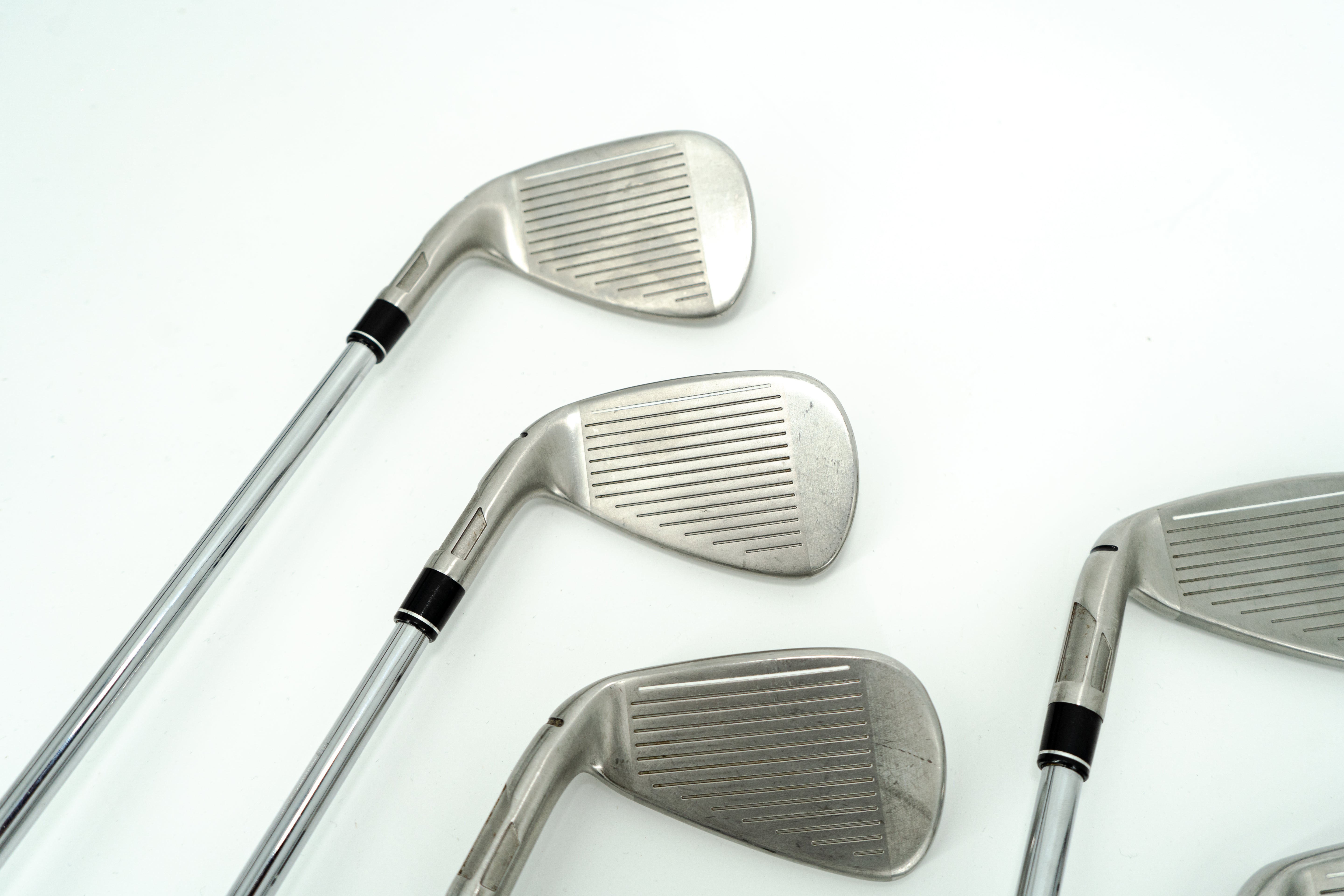 TaylorMade SIM 2 Max Irons / 5-SW / KBS MAX MT 85 R Steel Shafts / Regular Flex