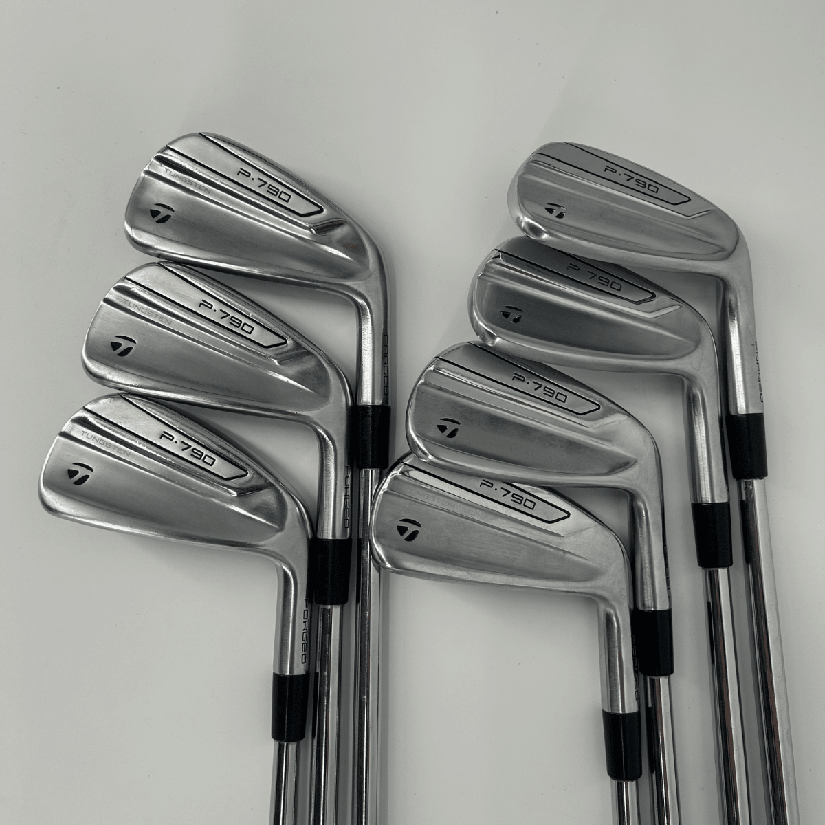 TaylorMade P790 2019 / 4 - PW / Dynamic Gold 105 R300 Steel Shafts / Regular - TaylorMade