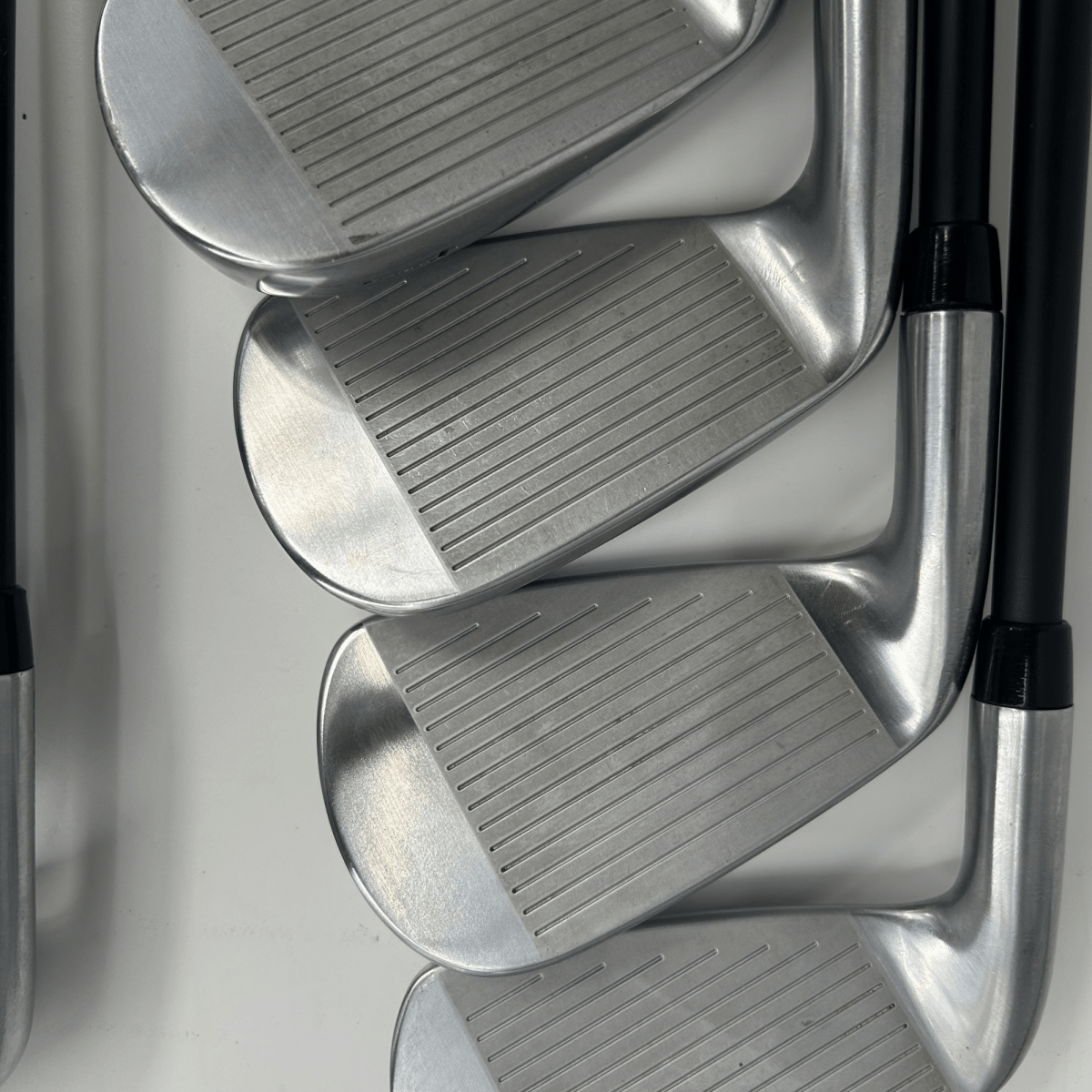XXIO X 2022 / 4 - PW / Miyazaki Codex Tour Issue 8s / Stiff - XXIO