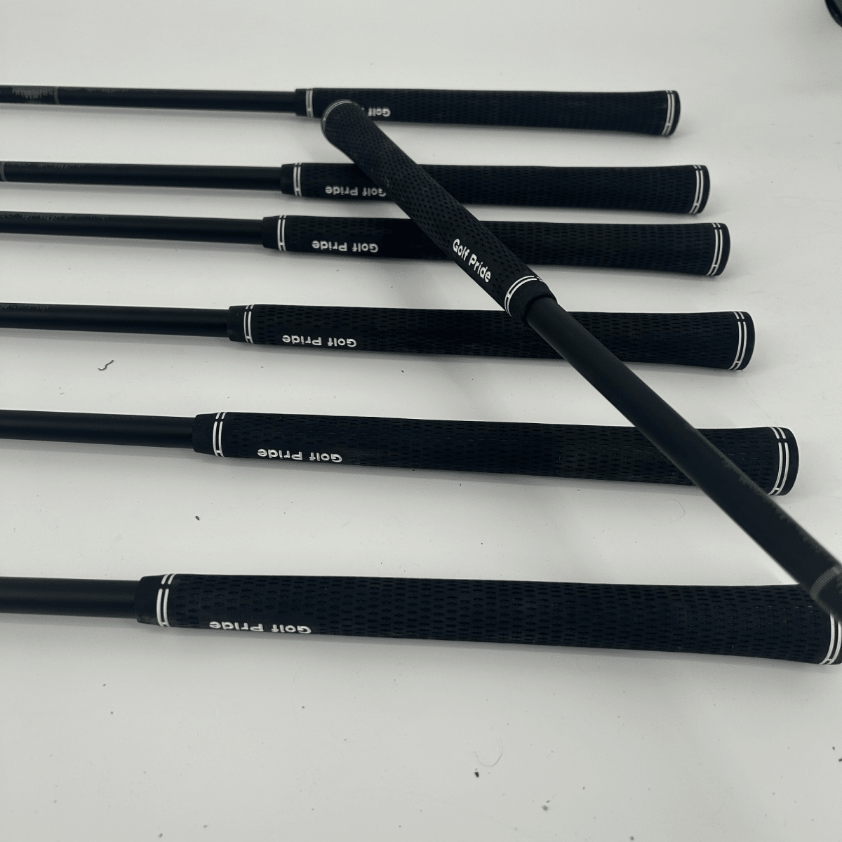 Callaway Apex AI300 / 5 - PW+AW / Mitsubishi MMT 70 R Graphite Shafts / Regular - Callaway