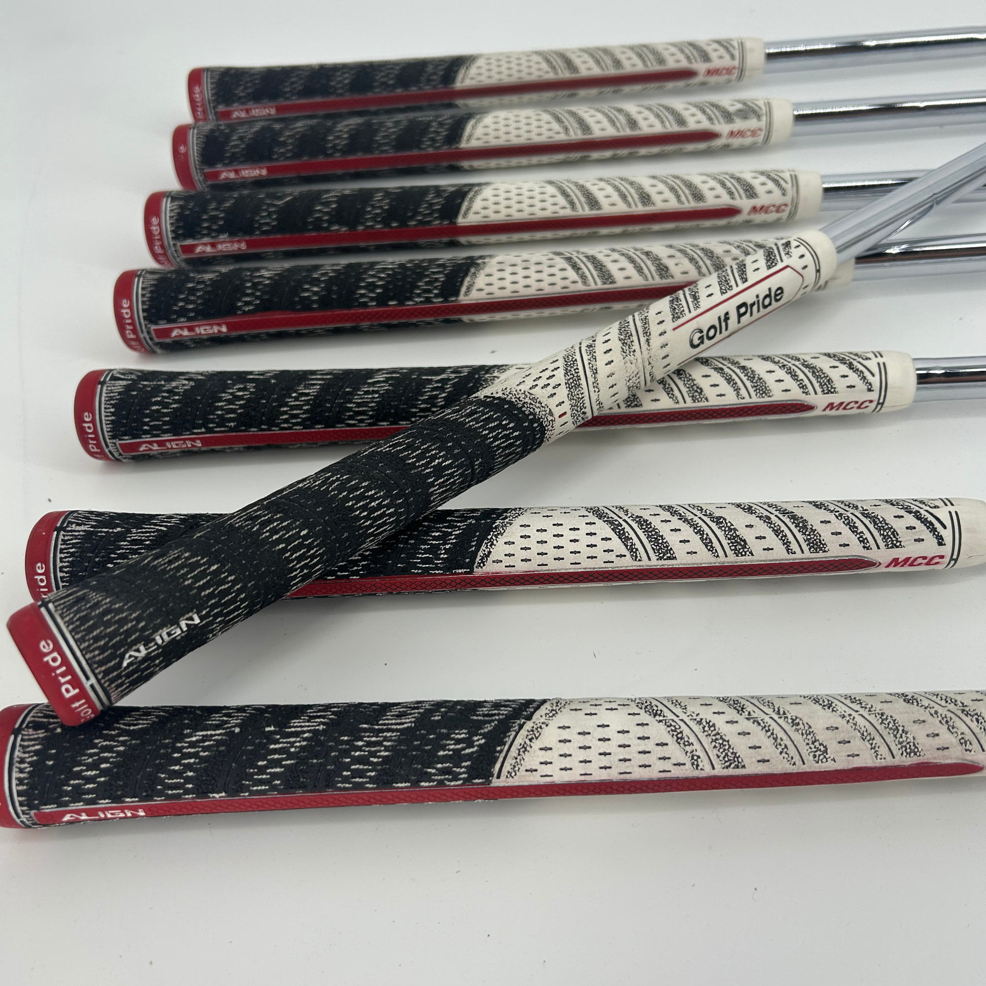 Cleveland 588-TT/MT Combo Irons / 3-PW / Dynamic Gold R300 / Regular