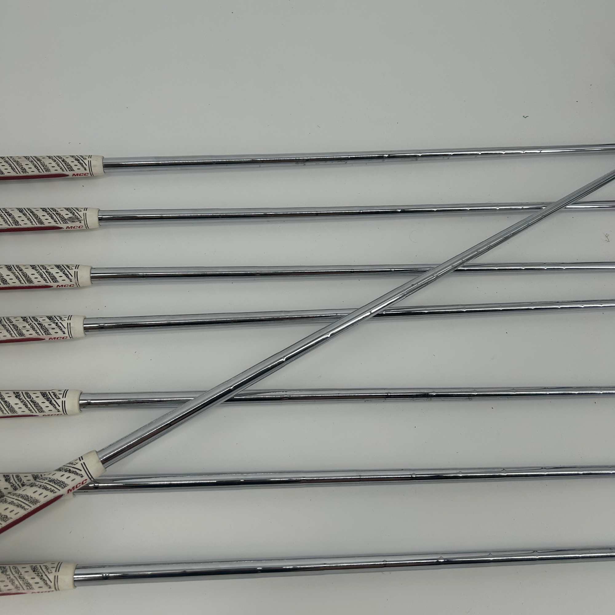 Cleveland 588-TT/MT Combo Irons / 3-PW / Dynamic Gold R300 / Regular