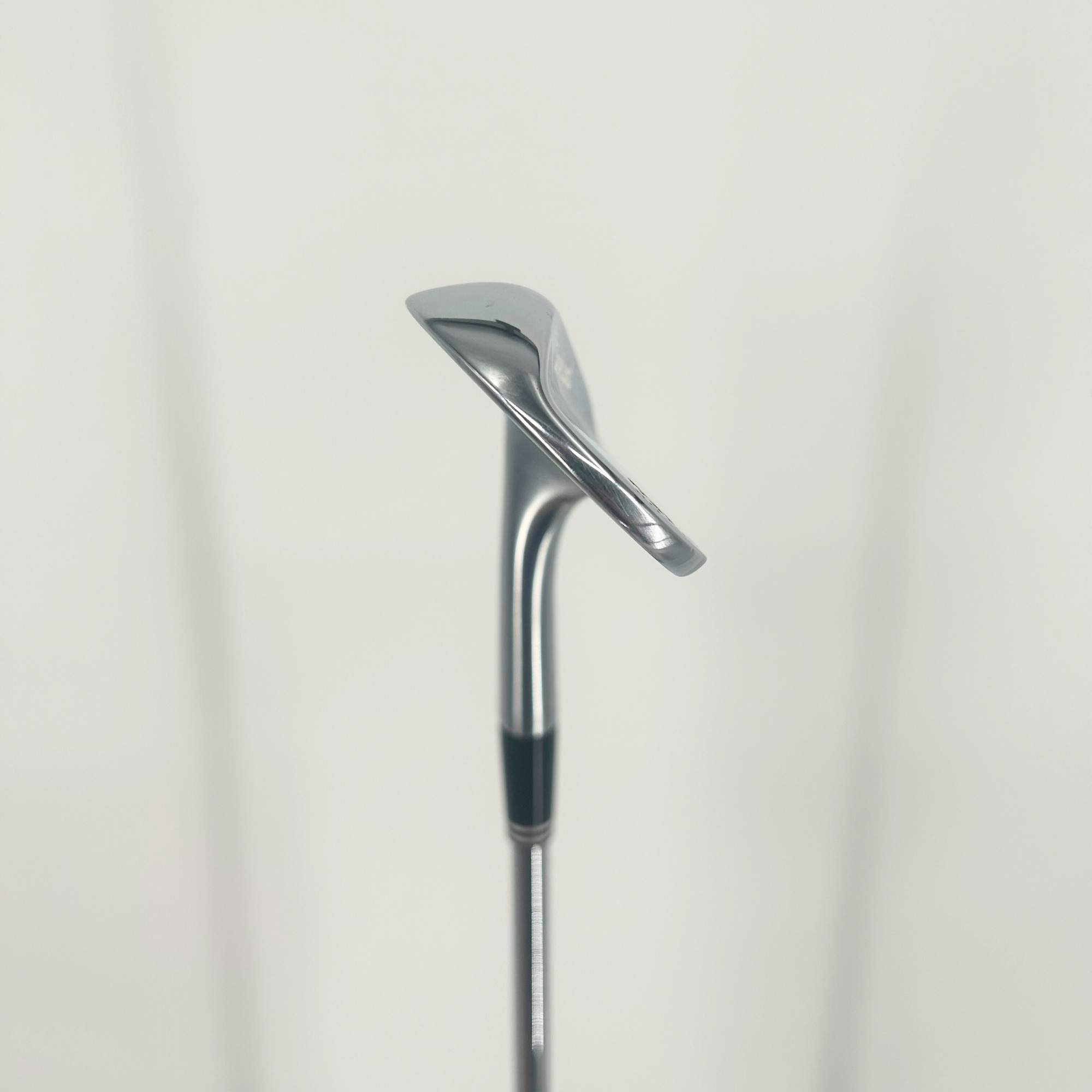 Cleveland RTX 588 Gap Wedge / 50 Degree / KBS Tour Stiff Shaft