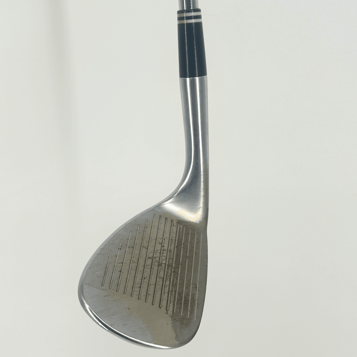 Cleveland RTX 588 Sand Wedge / 56 Degree / KBS Tour Stiff Shaft - Cleveland