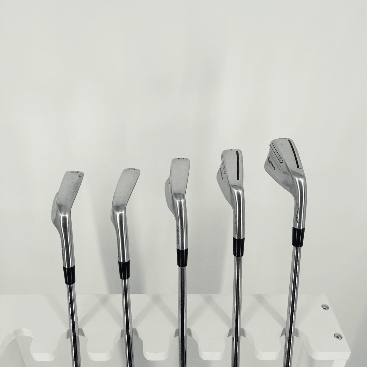 TaylorMade P790 2017 / 6 - PW / Dynamic Gold 105 S300 Steel Shafts / Stiff - TaylorMade