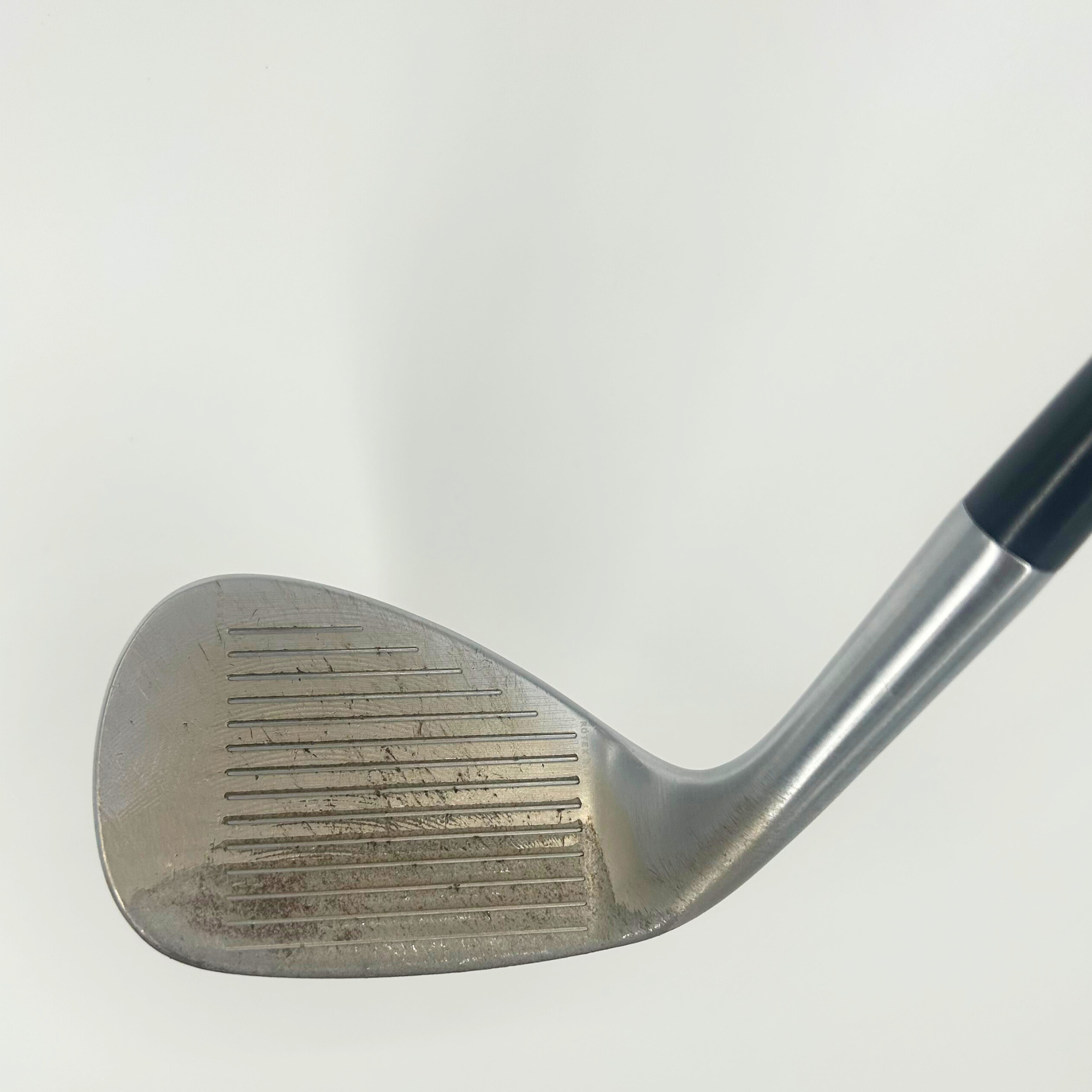 Cleveland RTX 588 Sand Wedge / 56 Degree / KBS Tour Stiff Shaft