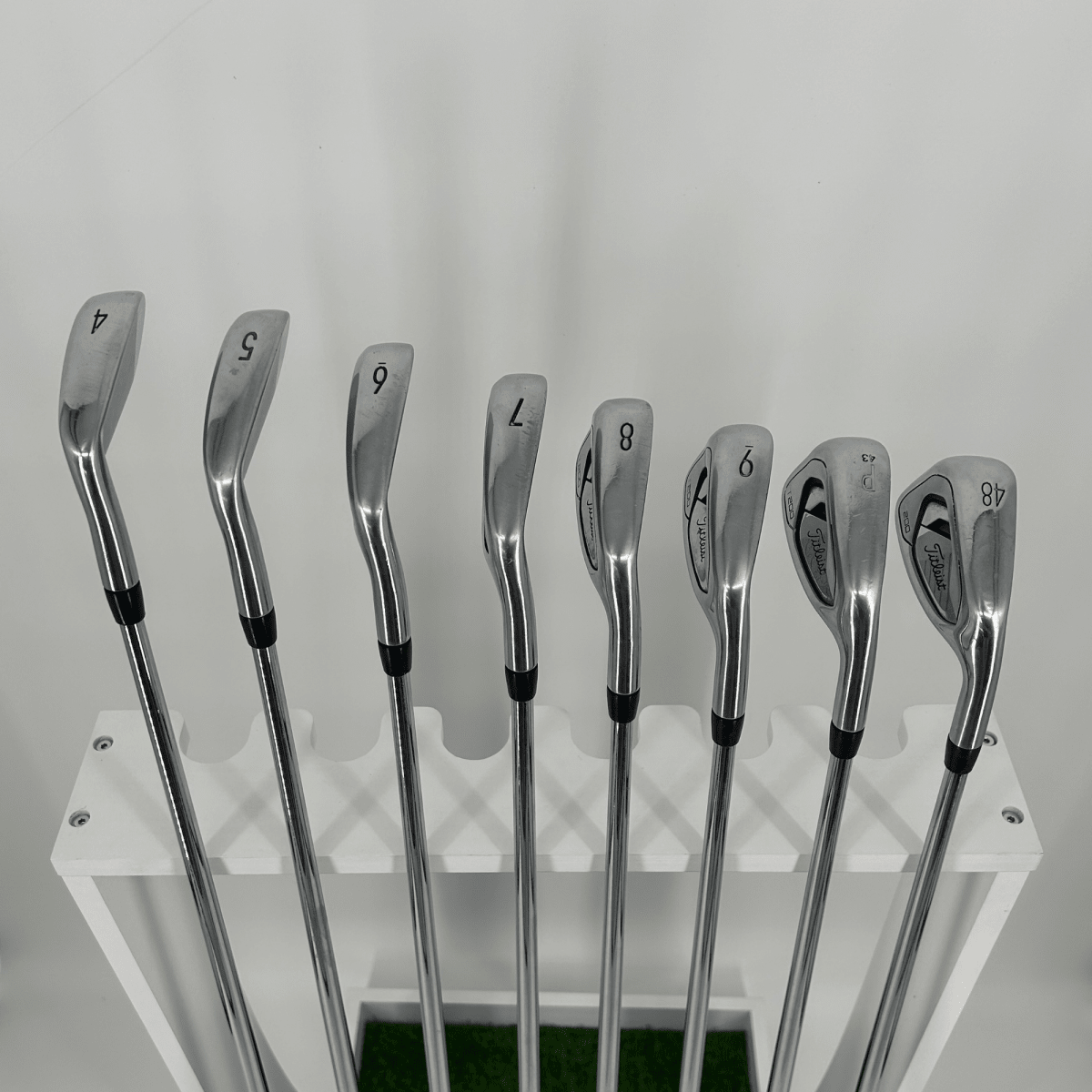Titleist T200 2019 / 4-PW+GW / Project X 5.5 115g Steel Shafts / Regul