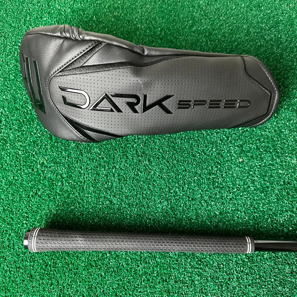 Cobra Darkspeed X Left Handed Driver / 10.5 Degree / Reg Flex LIN-Q M40X Red 5 Shaft