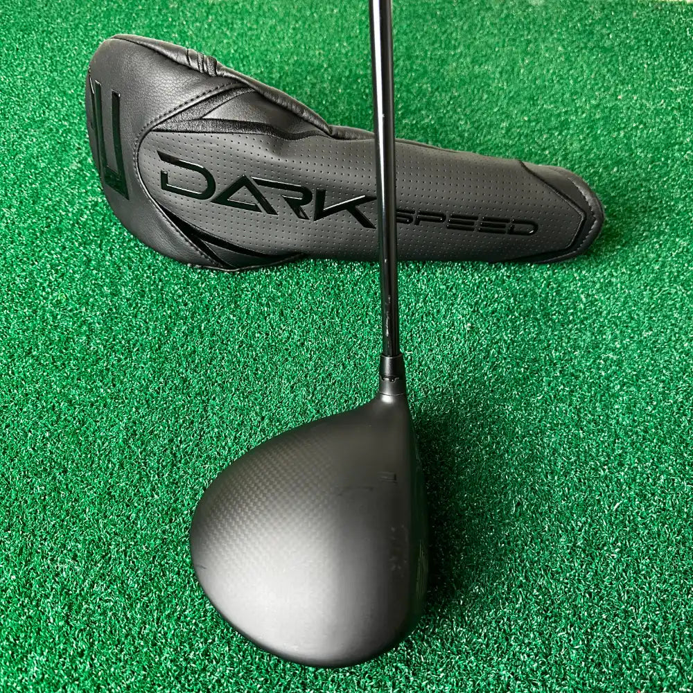 Cobra Darkspeed LS Right Handed Driver / 10.5 Degree / X Stiff Flex LIN-Q M40X White 6 Shaft