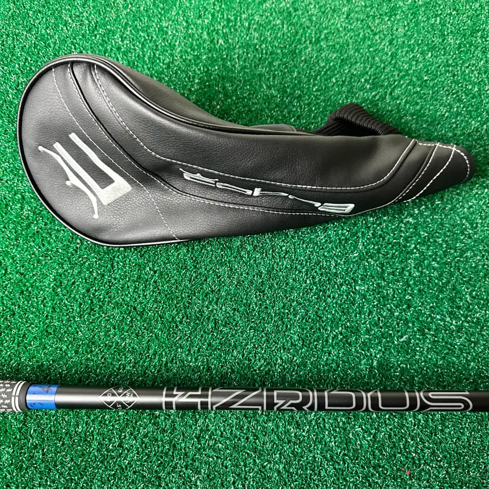 Cobra Darkspeed LS Right Handed Driver / 10.5 Degree / Stiff Flex HZRDUS Black 60g Shaft Minus 3/4 Inch