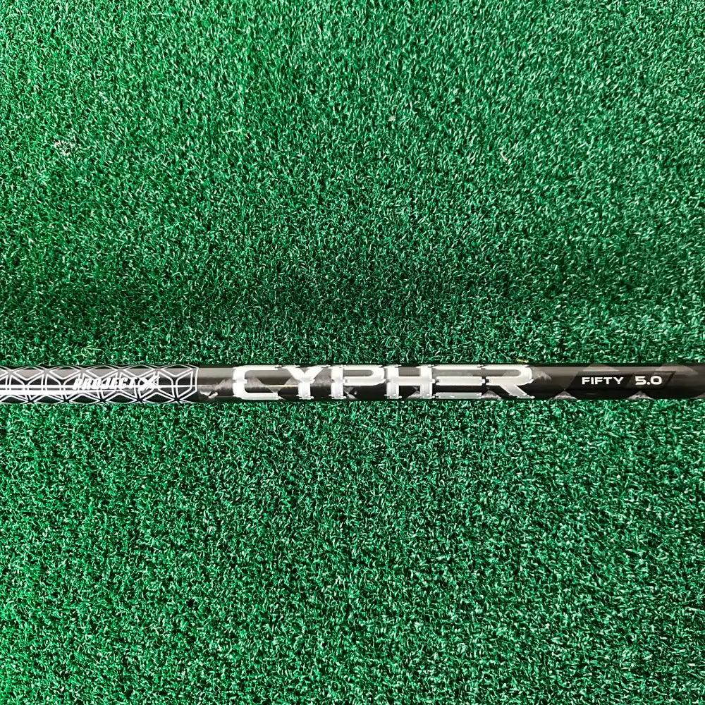 Cleveland Launcher XL Left Handed Driver / 10.5 Degree / Regular Flex / Project X Cypher 50