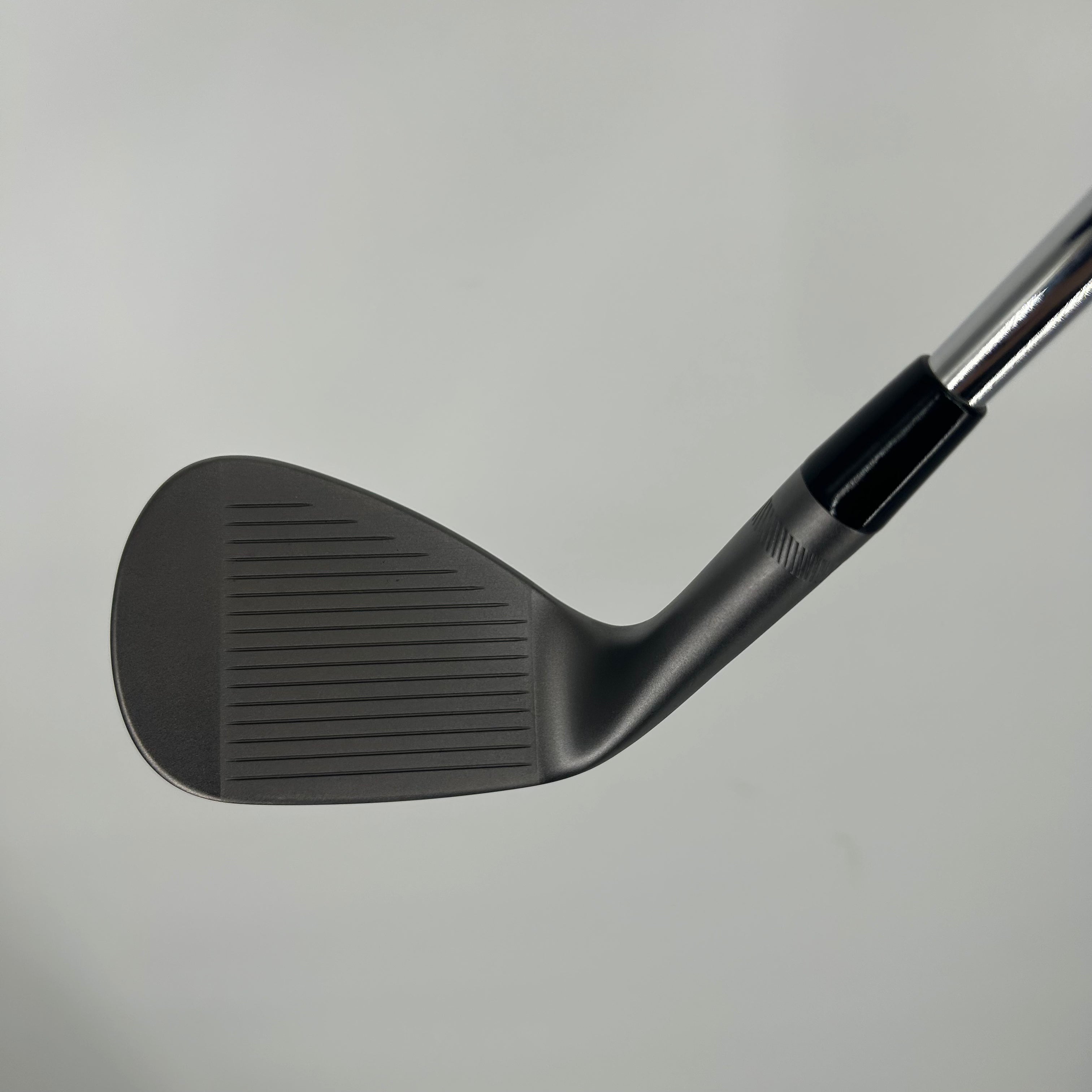 Titleist Vokey SM10 Black Gap Wedge / 50 Degree F Grind / N.S.PRO Modus Tour 105 Stiff