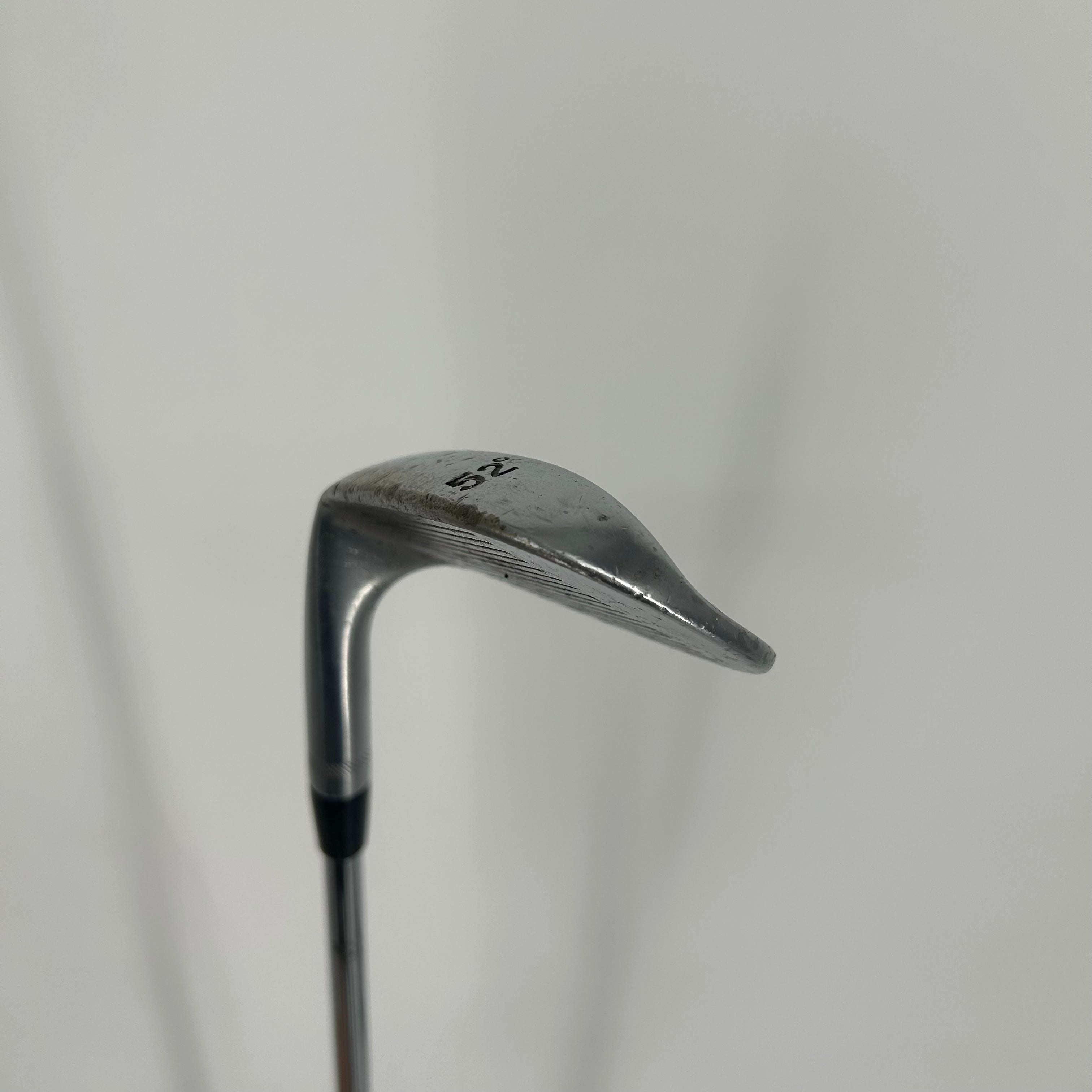 Titleist Vokey Design Gap Wedge / 52 Degree / Dynamic Gold Wedge Shaft