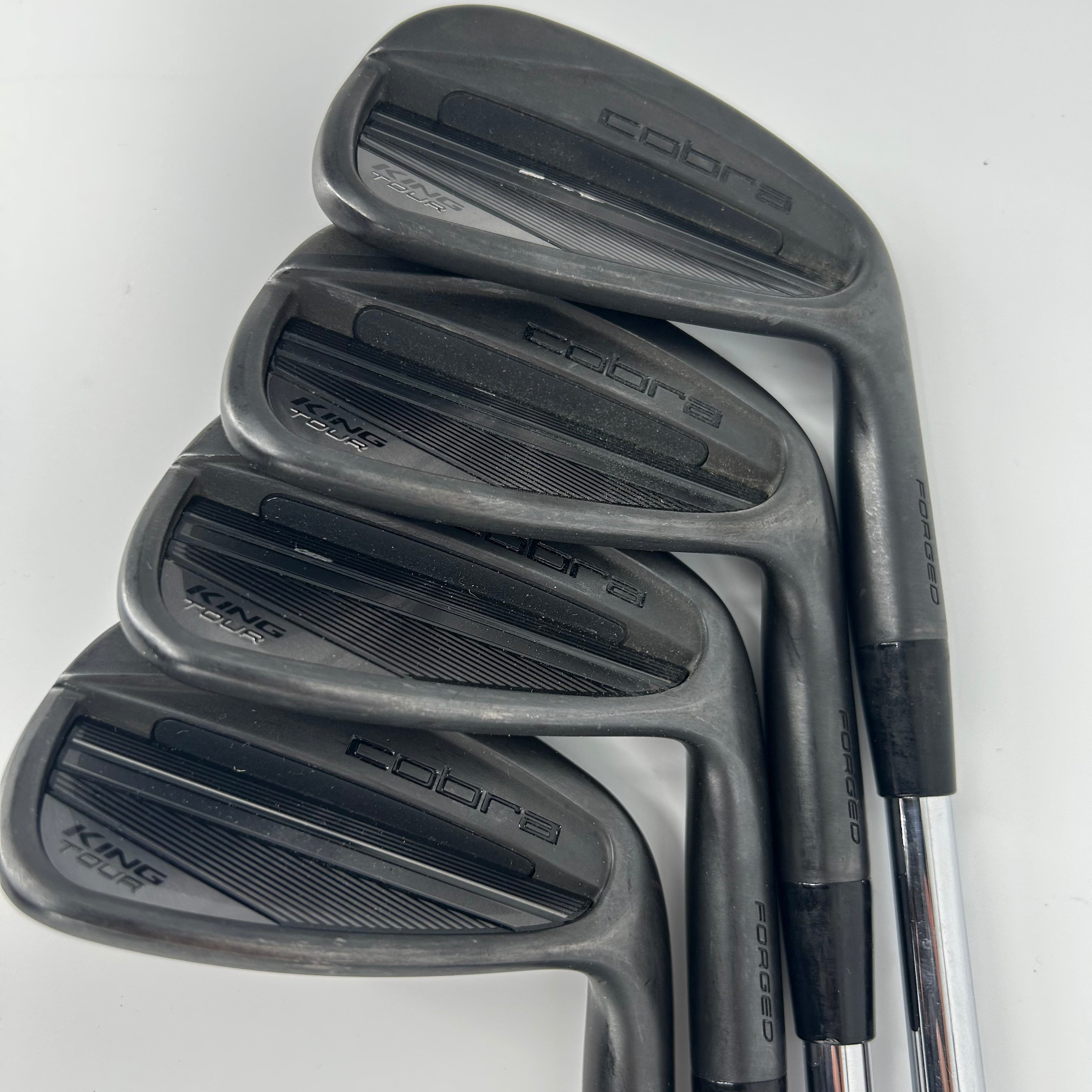 Cobra King Tour Black 2023 / 4-PW / Nippon Modus 120 X Shafts / X-Stiff