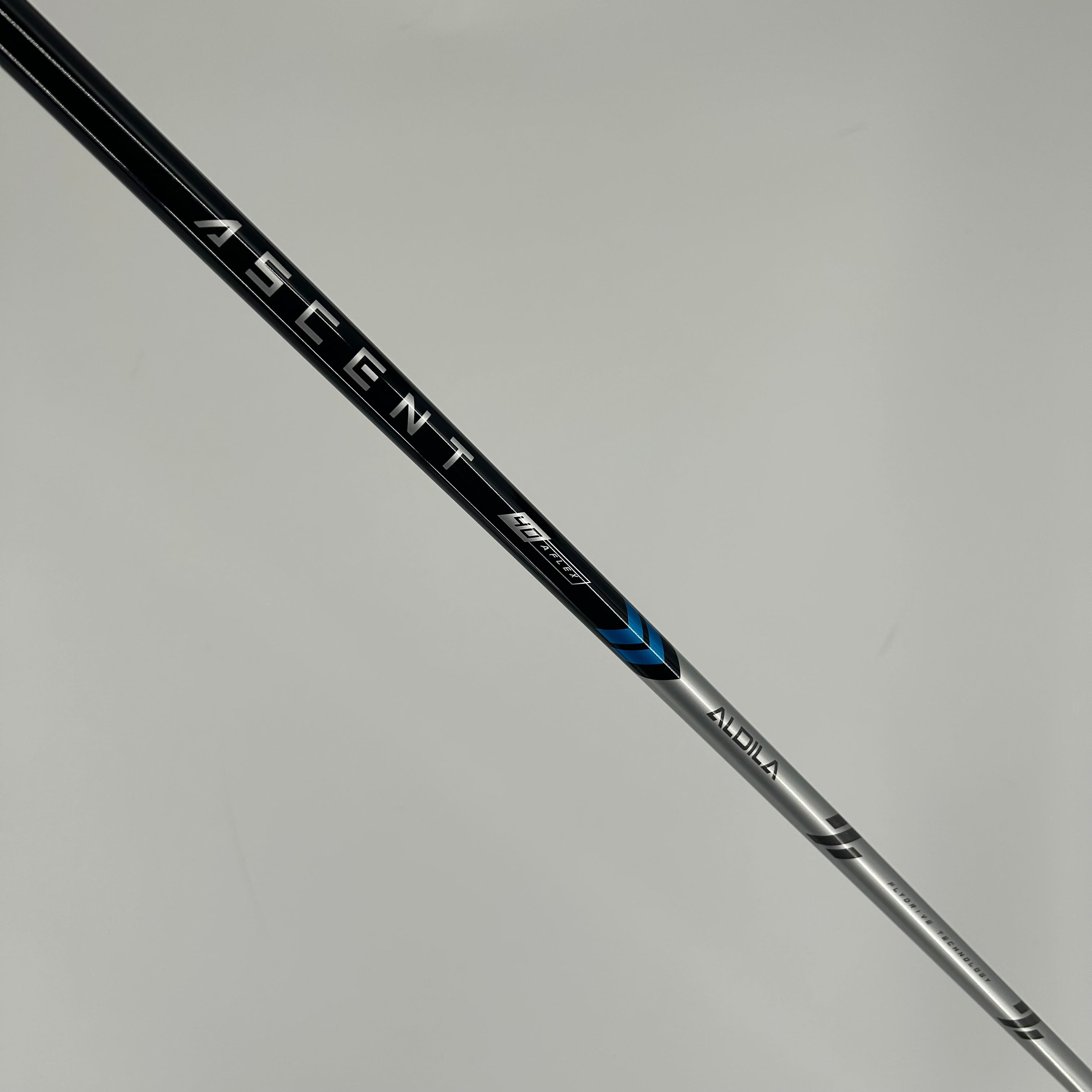 Cleveland Halo XL Lite HL 7 Wood / 22 Degree / Aldila Ascent 40 Senior Flex Shaft