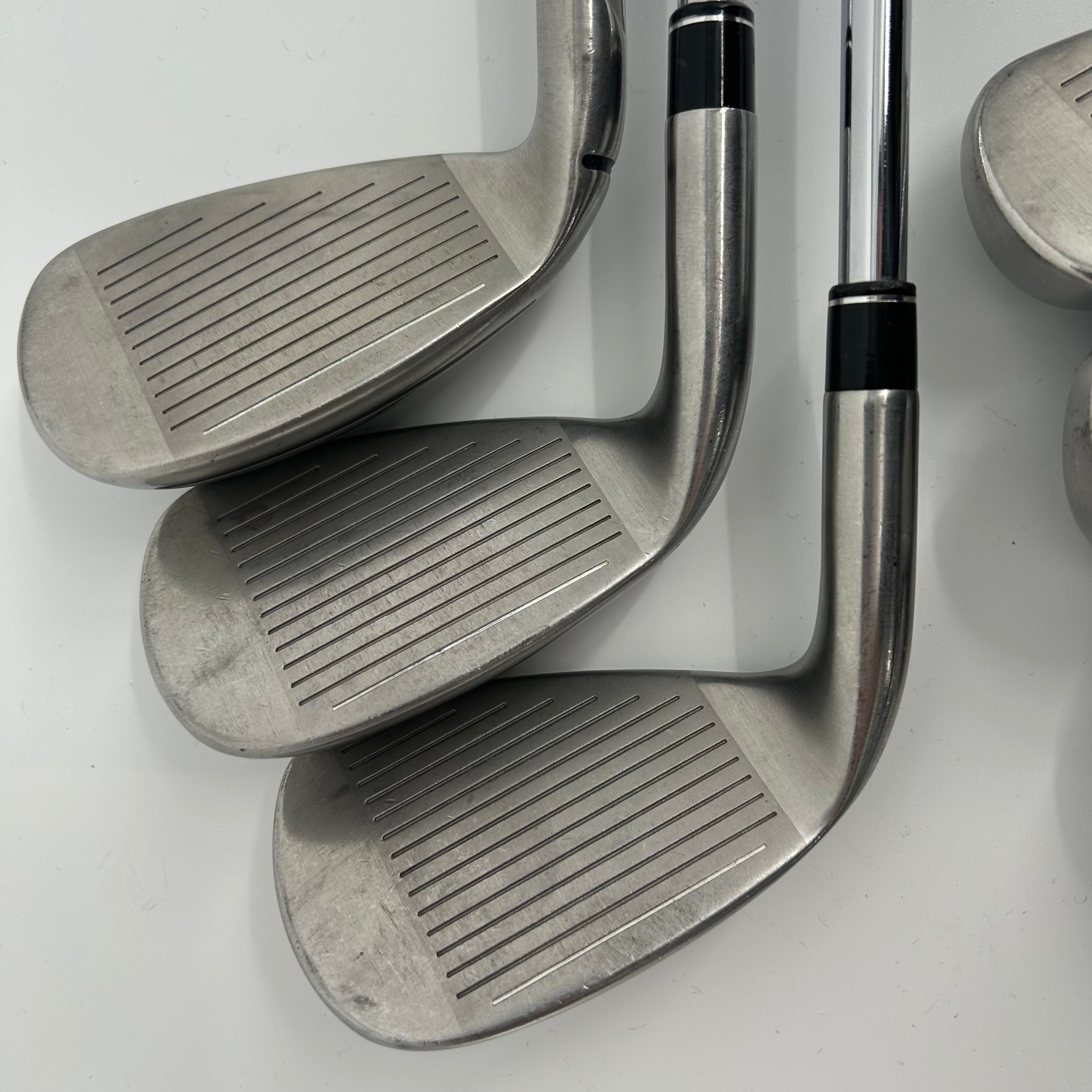 TaylorMade Stealth HD Iron Set / 5-PW / KBS Max MT 85 Regular Flex Shafts