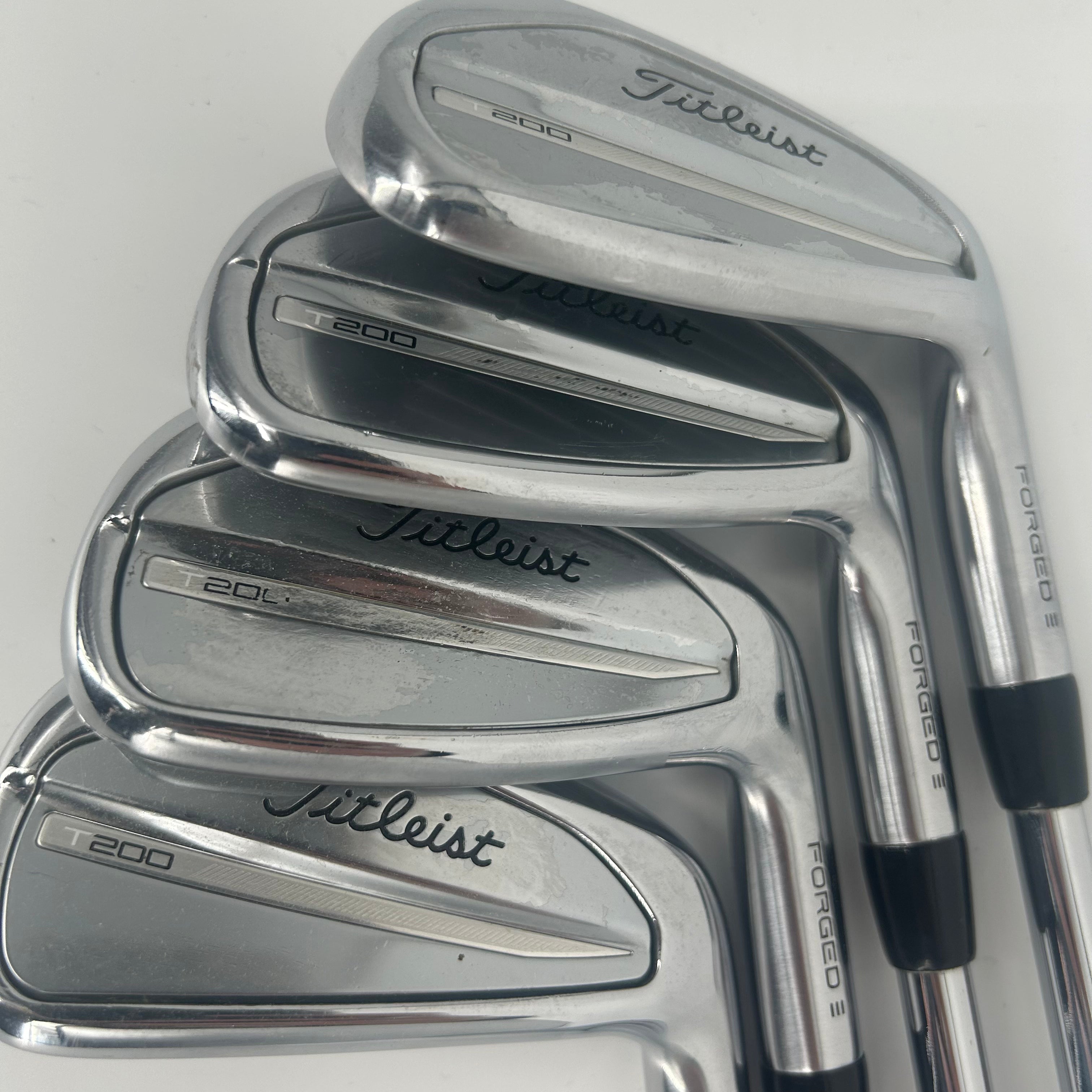 Titleist T200 2023 / 4-PW / Dynamic Gold S300 Steel Shafts / Stiff Flex