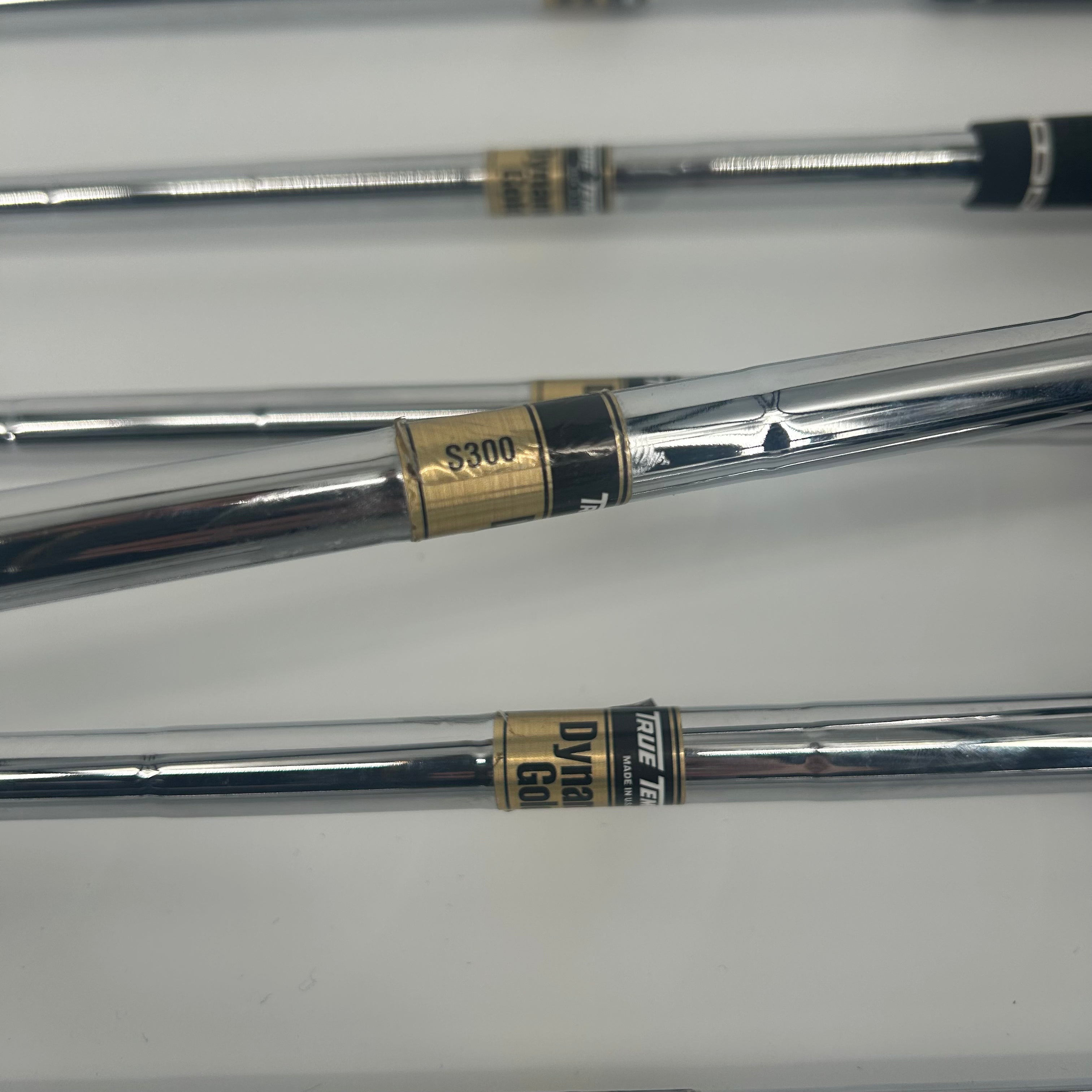 Titleist T200 2023 / 4-PW / Dynamic Gold S300 Steel Shafts / Stiff Flex