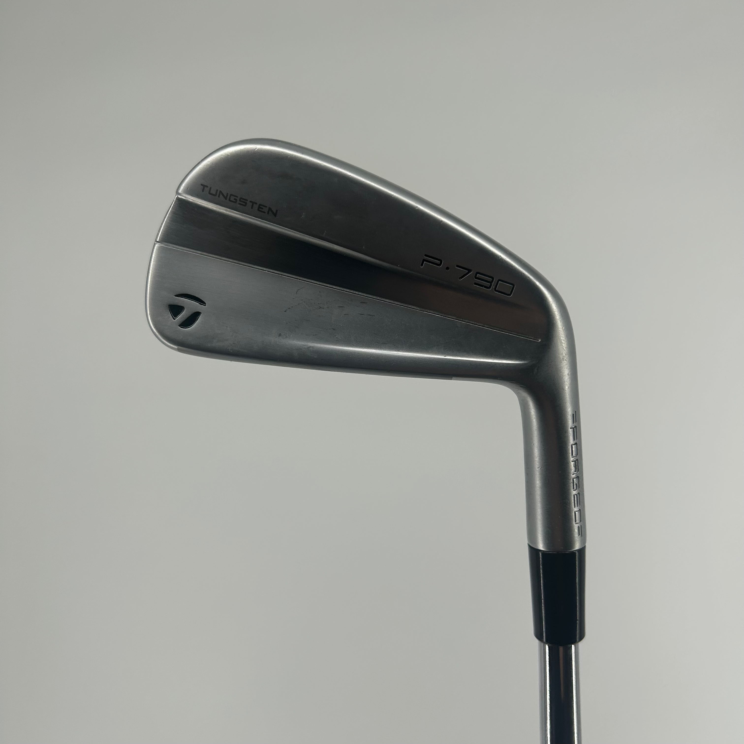 TaylorMade P790 2023 4 Iron / Dynamic Golf 105 S300 / Stiff Flex