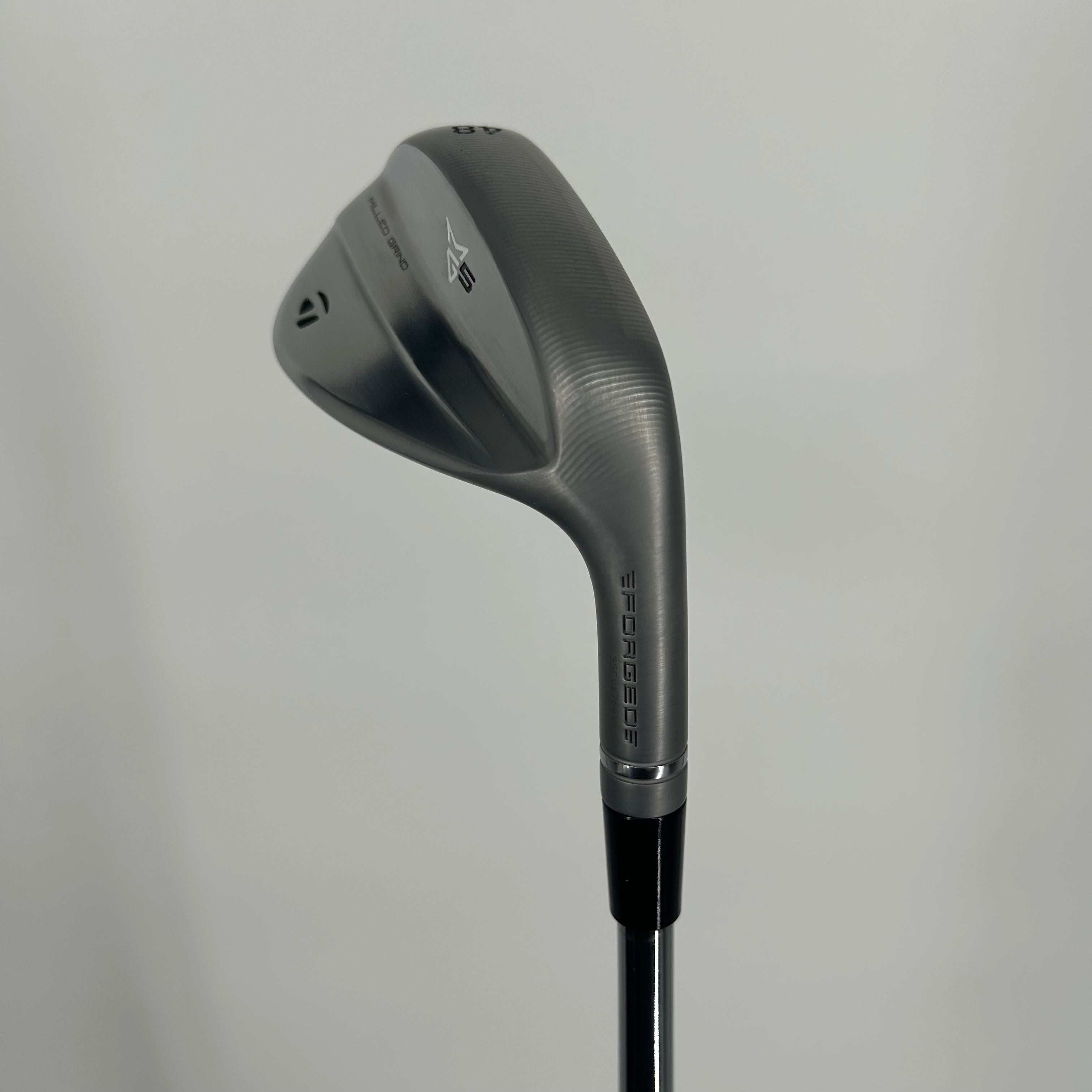 TaylorMade Milled Grind 5 Gap Wedge / 48 Degree / Dynamic Gold Wedge 115 Shaft