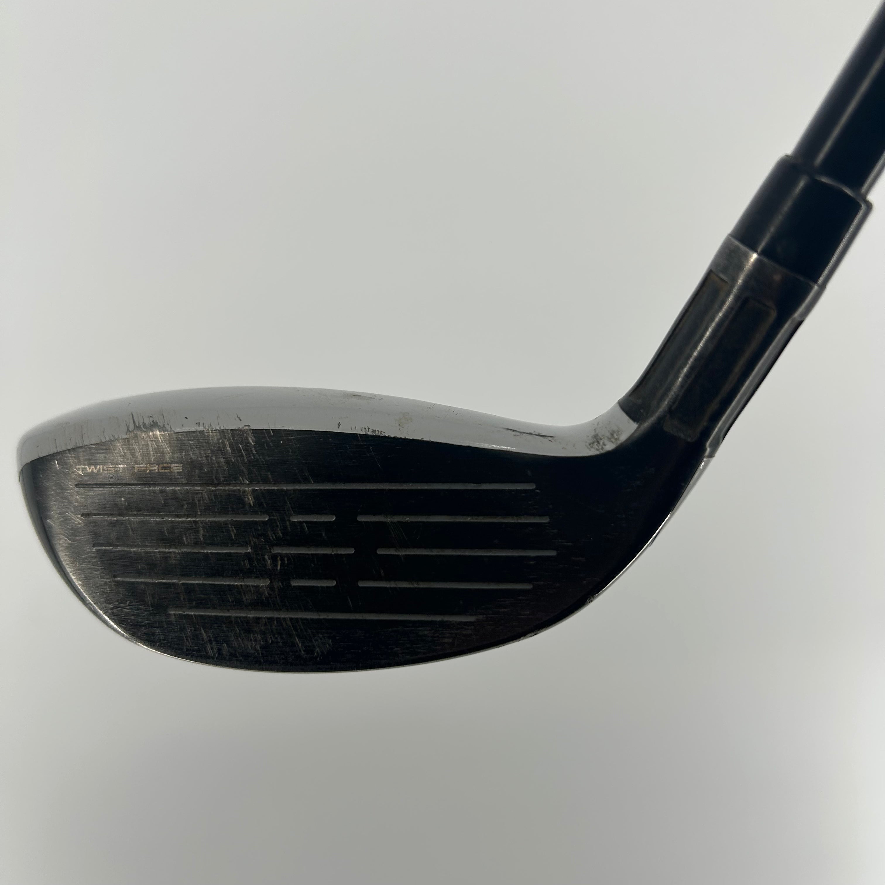 Taylormade Sim2 3 Hybrid / 19 Degree / Diamana HY75 Limited Stiff Flex